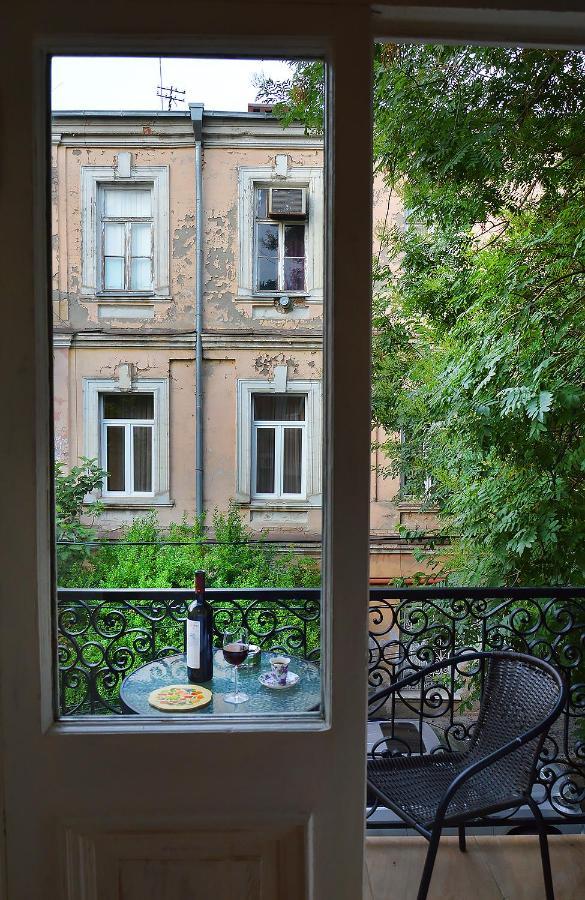 Always Welcome Tbilisi Exterior photo